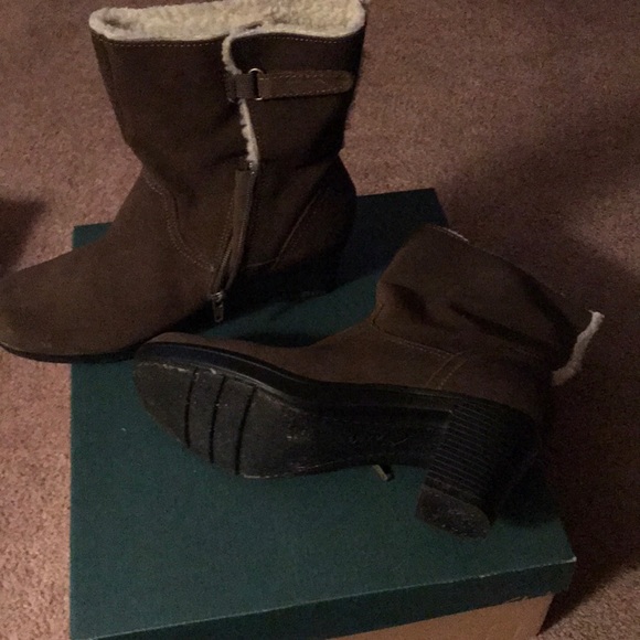 clarks ladies waterproof boots